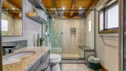 2-Spruce-Street---Best-Home-34_11868_2023-07-28_08-07