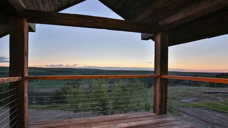 277-Old-Armington-Rd-Lucky-Man-print-053-74-Balcony-4200x2800-300dpi_8542_2019-10-28_10-42