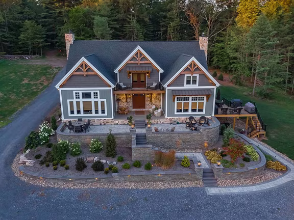 Davis Timber Frame - Exterior 1 - Timberhaven